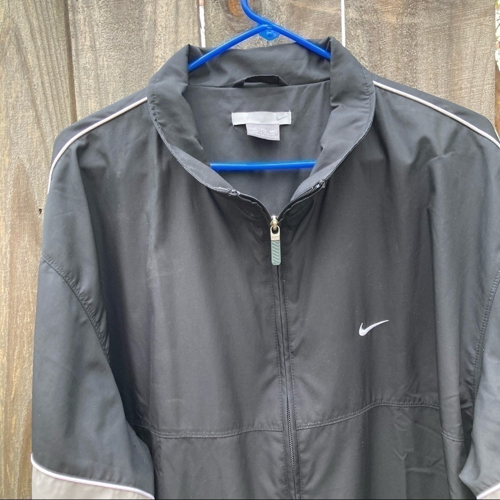 Nike  Windbreaker full zip jacket Black w/ Gray Men’s XXL
